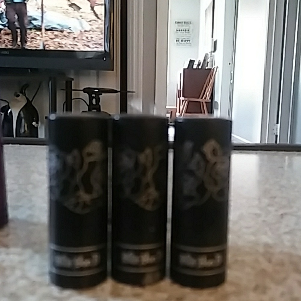 3 Kat Von D mini lipsticks